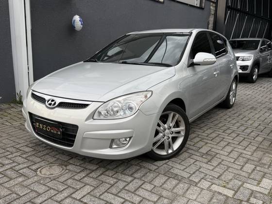 HYUNDAI I30 2.0 MPFI GLS 16V GASOLINA 4P AUTOMÁTICO HYUNDAI I30 2.0 MPFI GLS 16V GASOLINA 4P AUTOMÁTICO